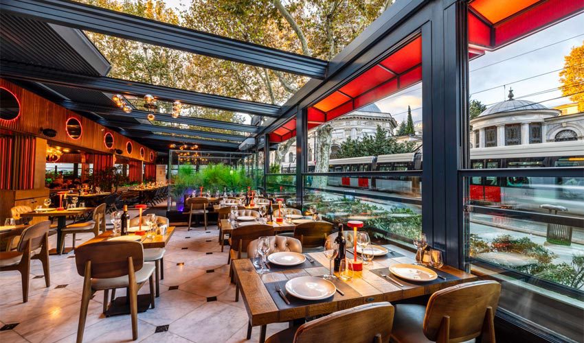 رستوران‌ها و غذا در باغجیلار