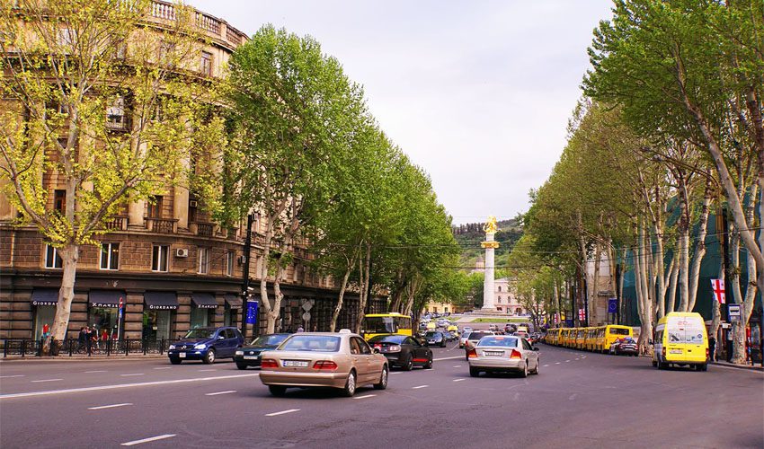 خیابان روستاولی و میدان آزادی