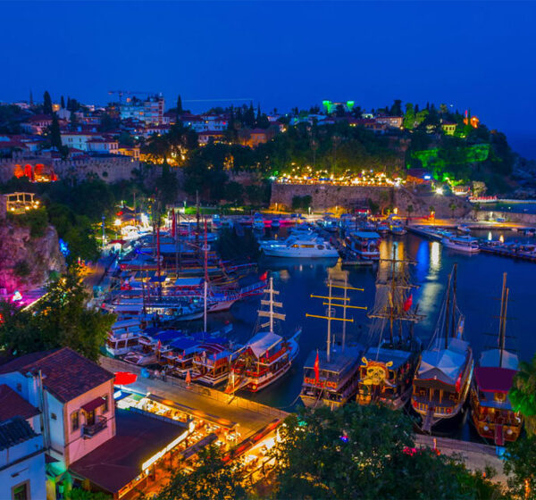 معرفی بهترین تفریحات شبانه در آنتالیا