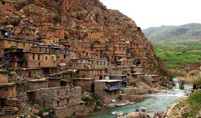 روستای پالنگان در کردستان